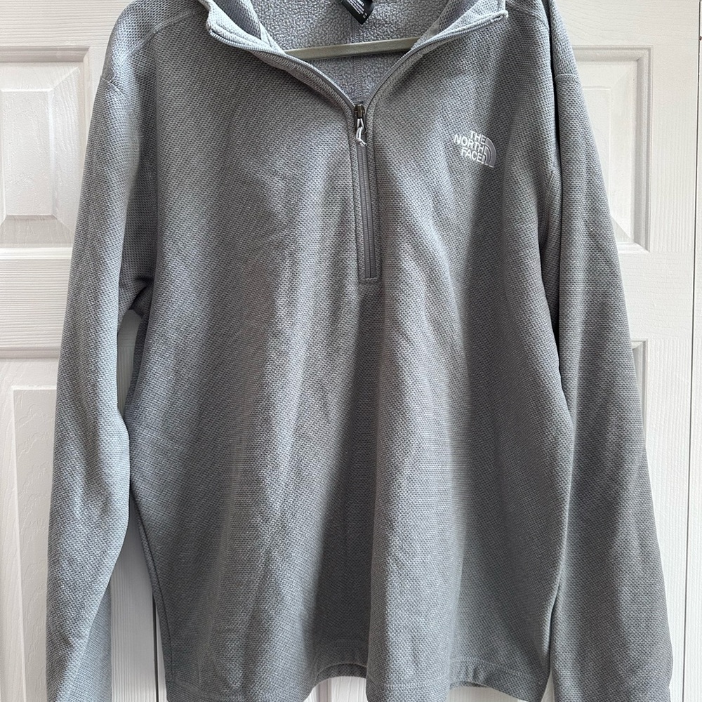 The North Face Men's Gray Sweater